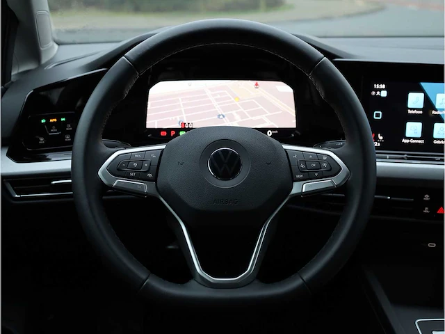 Volkswagen golf 1.0 etsi life automaat 2023 - afbeelding 16 van  29