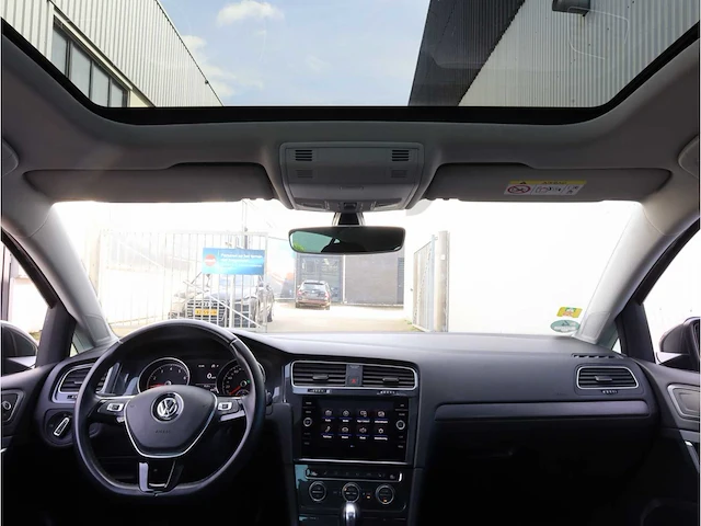 Volkswagen golf 1.0 tsi comfortline automaat 2019 panoramadak keyless led stoelverwarming bluetooth audio - afbeelding 8 van  29