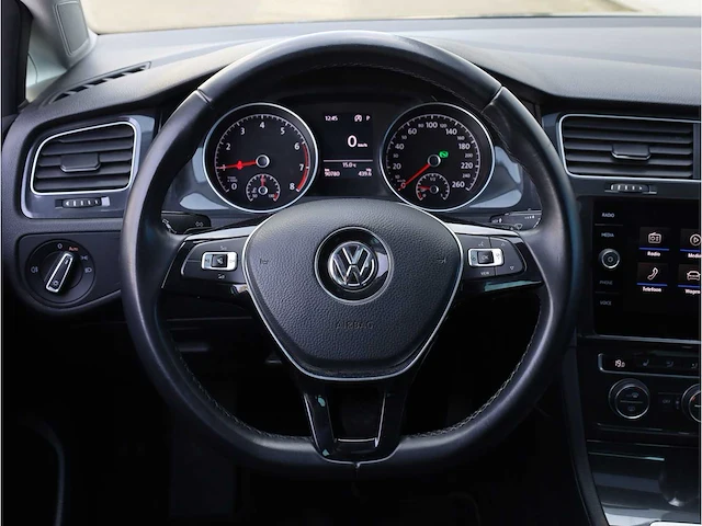 Volkswagen golf 1.0 tsi comfortline automaat 2019 panoramadak keyless led stoelverwarming bluetooth audio - afbeelding 10 van  29