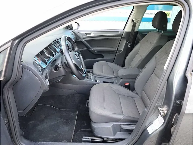 Volkswagen golf 1.0 tsi comfortline automaat 2019 panoramadak keyless led stoelverwarming bluetooth audio - afbeelding 4 van  29