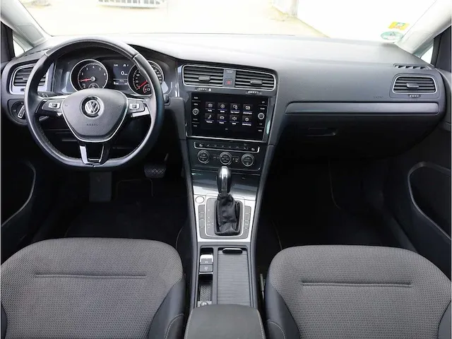 Volkswagen golf 1.0 tsi comfortline automaat 2019 panoramadak keyless led stoelverwarming bluetooth audio - afbeelding 7 van  29
