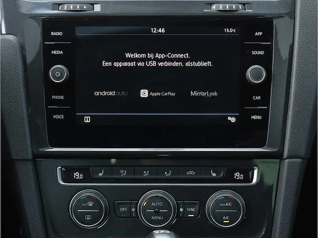 Volkswagen golf 1.0 tsi comfortline automaat 2019 panoramadak keyless led stoelverwarming bluetooth audio - afbeelding 13 van  29
