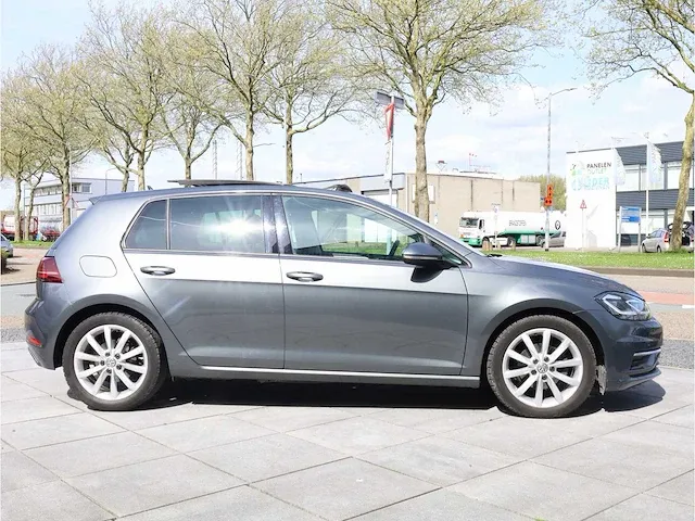 Volkswagen golf 1.0 tsi comfortline automaat 2019 panoramadak keyless led stoelverwarming bluetooth audio - afbeelding 26 van  29