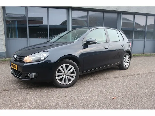 Volkswagen golf 1.2 tsi style bluem, 71-rpx-8 - afbeelding 1 van  17