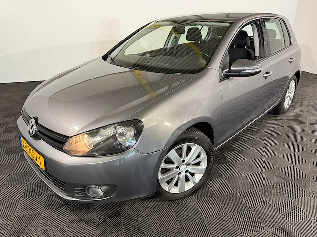 Volkswagen golf 1.2 tsi tourii bluem, 28-nsj-1 - afbeelding 1 van  13