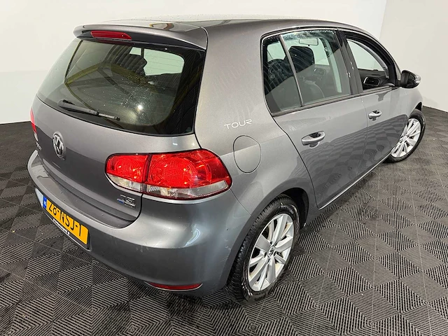Volkswagen golf 1.2 tsi tourii bluem, 28-nsj-1 - afbeelding 9 van  13