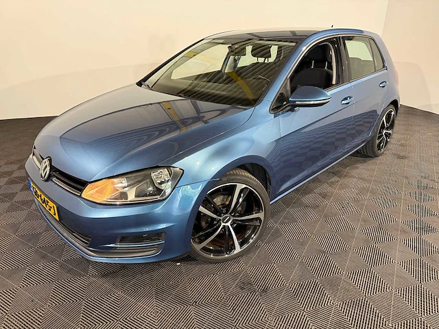 Volkswagen golf 1.2 tsi trend ed, gd-645-j - afbeelding 1 van  13