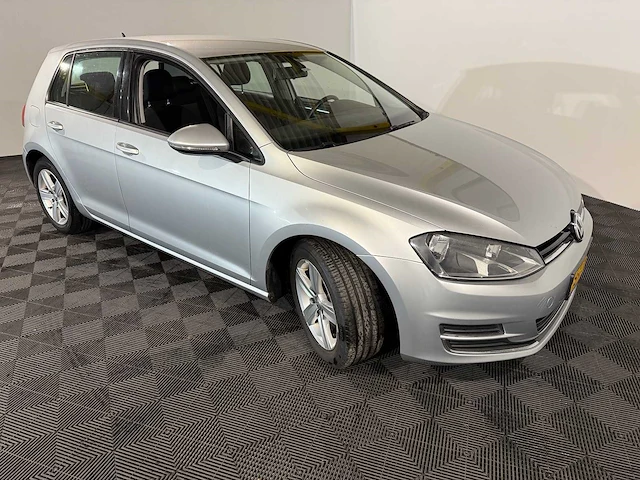 Volkswagen golf 1.2 tsi trendline, 8-klt-24 - afbeelding 10 van  13