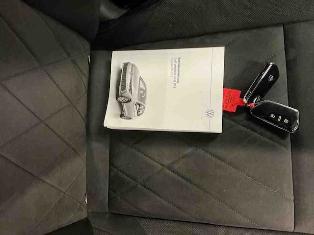 Volkswagen golf 1.4 ehybrid 204pk automaat 2022 - afbeelding 2 van  19