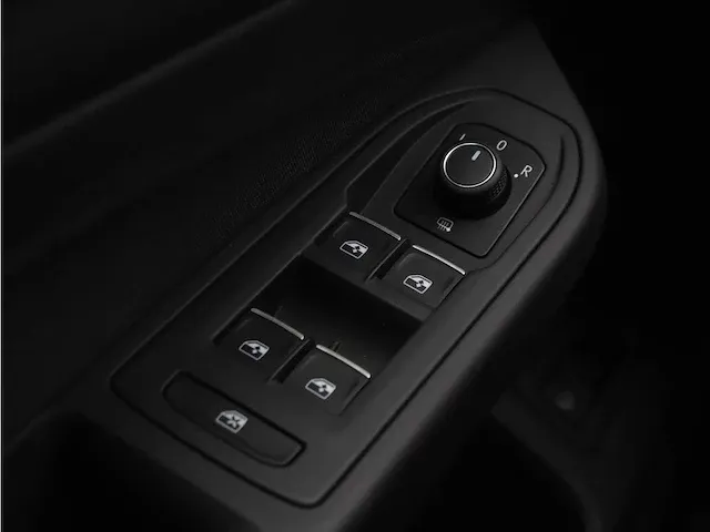 Volkswagen golf 1.4 ehybrid gte |carplay|camera|keyless|steering wheel+heated seats| - afbeelding 15 van  55