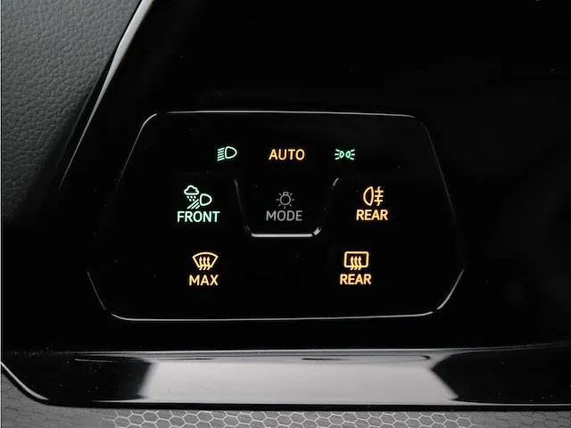 Volkswagen golf 1.4 ehybrid gte |carplay|camera|keyless|steering wheel+heated seats| - afbeelding 16 van  55