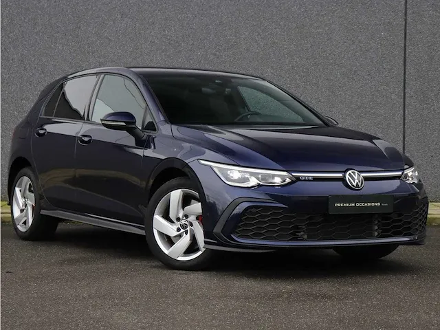 Volkswagen golf 1.4 ehybrid gte |carplay|camera|keyless|steering wheel+heated seats| - afbeelding 45 van  55