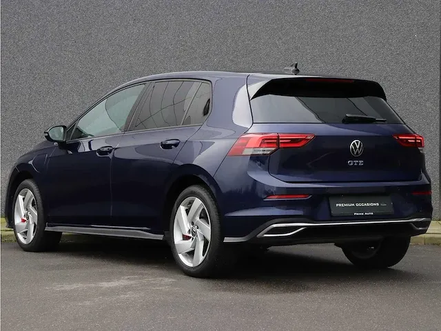Volkswagen golf 1.4 ehybrid gte |carplay|camera|keyless|steering wheel+heated seats| - afbeelding 55 van  55