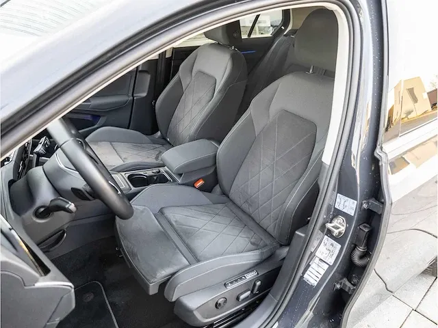 Volkswagen golf 1.4 ehybrid phev 204pk automaat 2020 adaptive cruise memory massage stoel&stuurverwarming dab - afbeelding 4 van  34