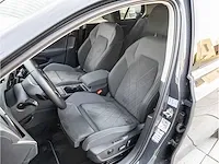 Volkswagen golf 1.4 ehybrid phev 204pk automaat 2020 adaptive cruise memory massage stoel&stuurverwarming dab - afbeelding 4 van  34