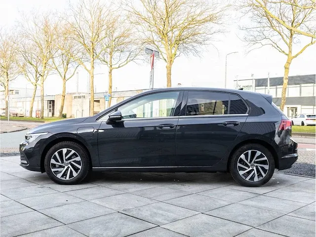 Volkswagen golf 1.4 ehybrid phev 204pk automaat 2020 adaptive cruise memory massage stoel&stuurverwarming dab - afbeelding 12 van  34