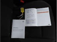 Volkswagen golf 1.4 ehybrid phev 204pk automaat 2021 stoelverwarming carplay adaptive led dab virtual cockpit - afbeelding 24 van  33