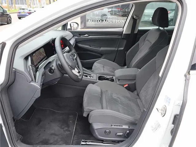 Volkswagen golf 1.4 ehybrid phev 204pk automaat 2021 stoelverwarming carplay adaptive led dab virtual cockpit - afbeelding 3 van  33