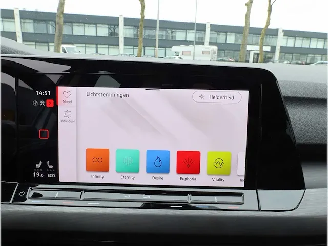 Volkswagen golf 1.4 ehybrid phev 204pk automaat 2021 stoelverwarming carplay adaptive led dab virtual cockpit - afbeelding 16 van  33