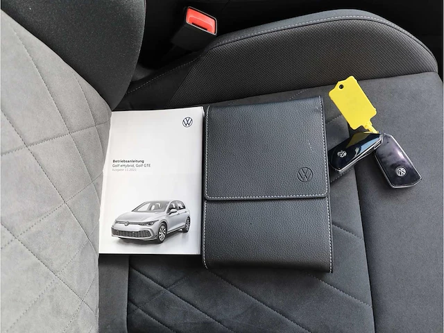 Volkswagen golf 1.4 ehybrid phev 204pk automaat 2022 - afbeelding 28 van  33