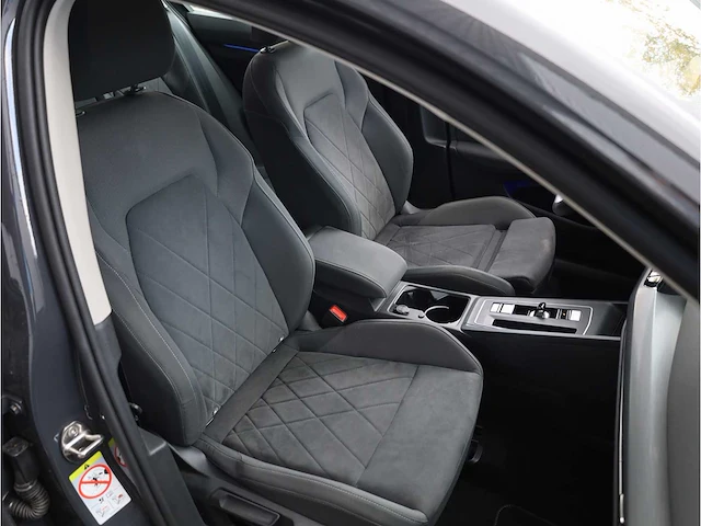 Volkswagen golf 1.4 ehybrid phev 204pk automaat 2022 - afbeelding 27 van  36