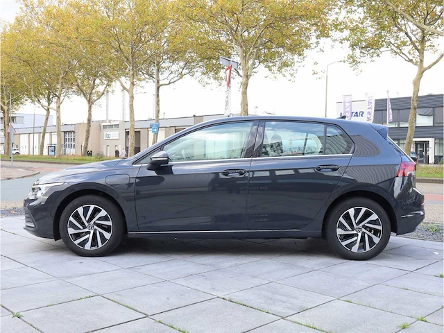 Volkswagen golf 1.4 ehybrid phev 204pk automaat 2022 - afbeelding 2 van  36