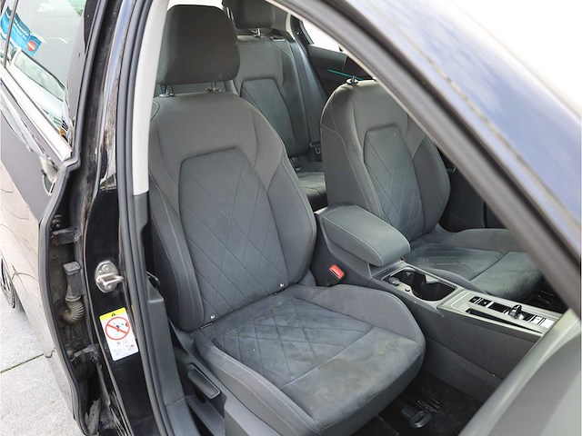 Volkswagen golf 1.4 ehybrid phev 204pk automaat 2022 - afbeelding 30 van  35