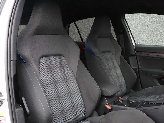 Volkswagen golf 1.4 gte |carplay|acc|keyless|steering wheel+heated seats| - afbeelding 10 van  50