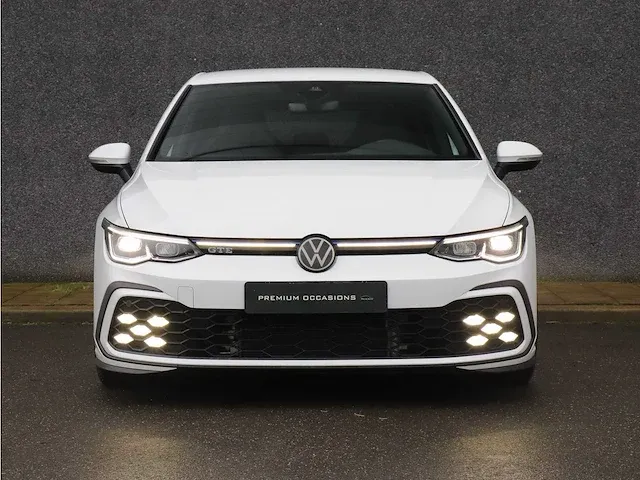 Volkswagen golf 1.4 gte |carplay|acc|keyless|steering wheel+heated seats| - afbeelding 21 van  50