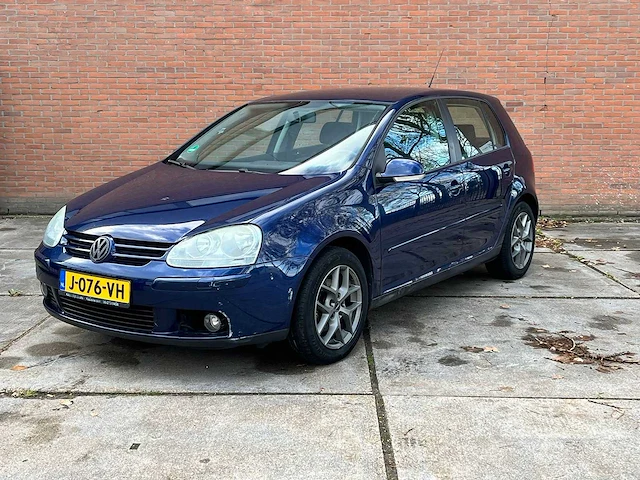 Volkswagen golf 1.4 trendline, j-076-vh - afbeelding 1 van  20
