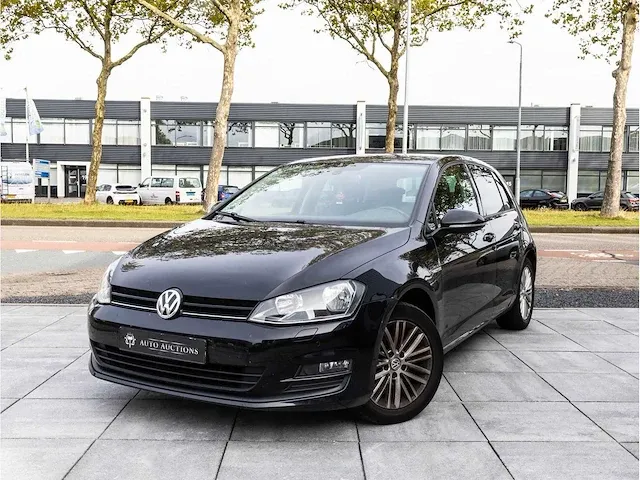 Volkswagen golf 1.4 tsi cup edition automaat 2014 navigatiesysteem stoelverwarming climate control, l-751-tg - afbeelding 1 van  29