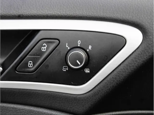 Volkswagen golf 1.4 tsi cup edition automaat 2014 navigatiesysteem stoelverwarming climate control, l-751-tg - afbeelding 14 van  29