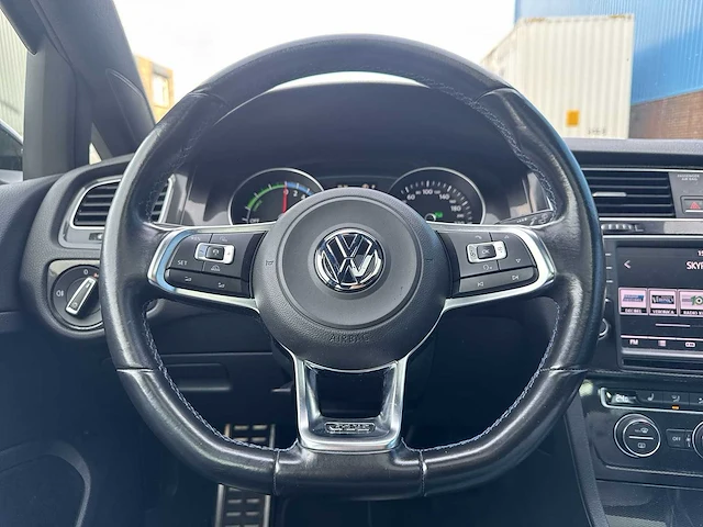 Volkswagen golf 1.4 tsi gte car 2015 | gv-016-d - afbeelding 14 van  26
