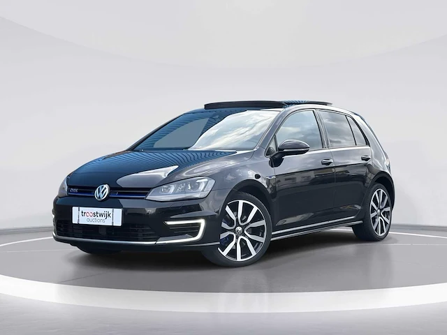 Volkswagen golf 1.4 tsi gte car 2015 | gv-016-d - afbeelding 1 van  26
