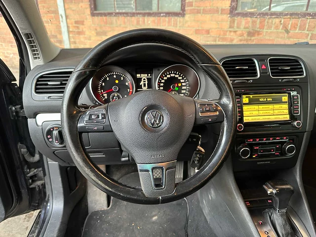 Volkswagen golf 1.4 tsi highline 160pk 2010, 68-lfp-8 - afbeelding 11 van  48