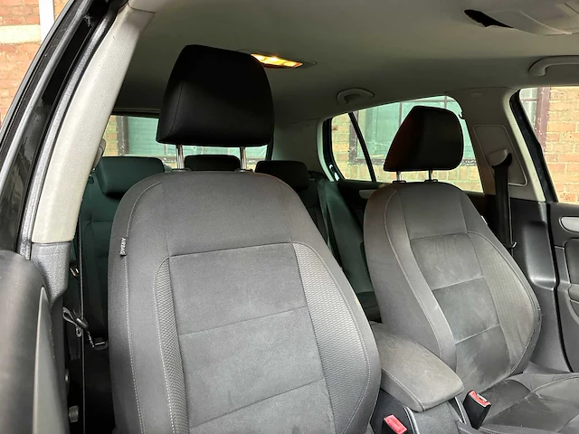 Volkswagen golf 1.4 tsi highline 160pk 2010, 68-lfp-8 - afbeelding 36 van  48