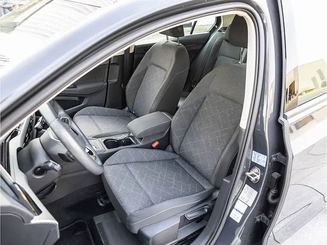 Volkswagen golf 1.5 etsi 150pk automaat 2020 virtual cockpit navigatiesysteem led dab carplay/android 16"inch - afbeelding 4 van  23