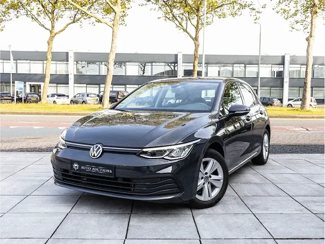 Volkswagen golf 1.5 etsi 150pk automaat 2020 virtual cockpit navigatiesysteem led dab carplay/android 16"inch - afbeelding 1 van  23