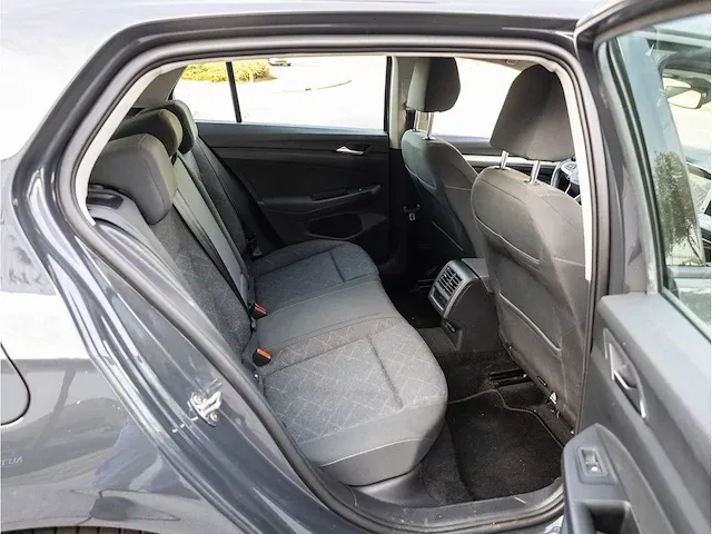 Volkswagen golf 1.5 etsi 150pk automaat 2020 virtual cockpit navigatiesysteem led dab carplay/android 16"inch - afbeelding 16 van  23