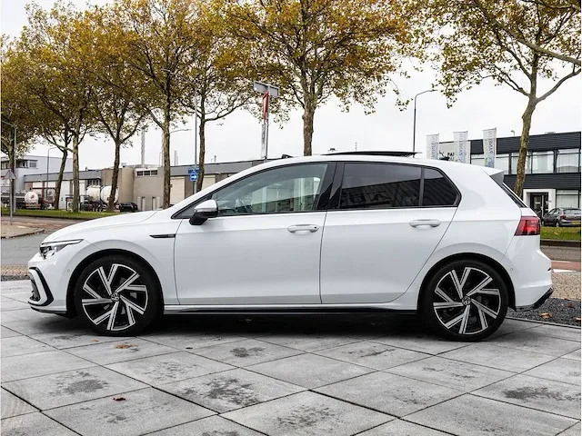 Volkswagen golf 1.5 etsi 2x r-line automaat 2021 panodak harman/kardon keyless iq light matrix led camera 18"inch - afbeelding 12 van  43