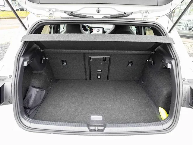 Volkswagen golf 1.5 etsi 2x r-line automaat 2021 panodak harman/kardon keyless iq light matrix led camera 18"inch - afbeelding 38 van  43