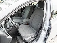 Volkswagen golf 1.5 etsi life automaat 2020 keyless go & entry achteruitrijcamera adaptive cruise dodehoeksensor - afbeelding 4 van  31