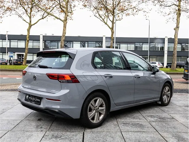 Volkswagen golf 1.5 etsi life automaat 2020 keyless go & entry achteruitrijcamera adaptive cruise dodehoeksensor - afbeelding 27 van  31