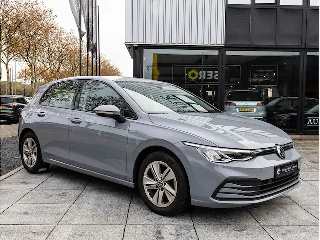 Volkswagen golf 1.5 etsi life automaat 2020 keyless go & entry achteruitrijcamera adaptive cruise dodehoeksensor - afbeelding 29 van  31