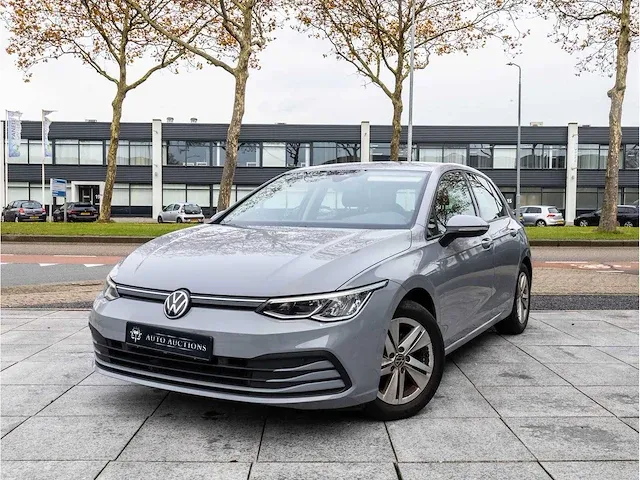 Volkswagen golf 1.5 etsi life automaat 2020 keyless go & entry achteruitrijcamera adaptive cruise dodehoeksensor - afbeelding 1 van  31