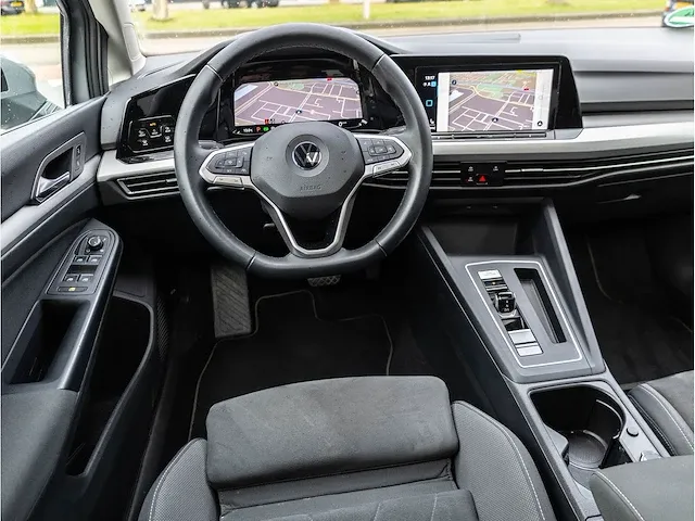 Volkswagen golf 1.5 etsi life automaat 2020 panoramadak iq light matrix led memory massage dodehoeksensor 18"inch - afbeelding 9 van  43