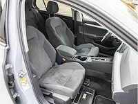 Volkswagen golf 1.5 etsi life automaat 2020 panoramadak iq light matrix led memory massage dodehoeksensor 18"inch - afbeelding 33 van  43