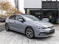 Volkswagen golf 1.5 etsi life automaat 2020 panoramadak iq light matrix led memory massage dodehoeksensor 18"inch - afbeelding 41 van  43