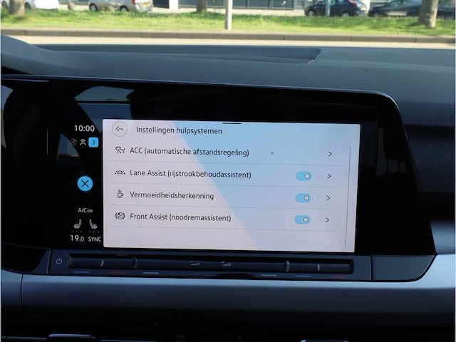 Volkswagen golf 1.5 etsi life mhev 130pk automaat 2022 - afbeelding 13 van  34