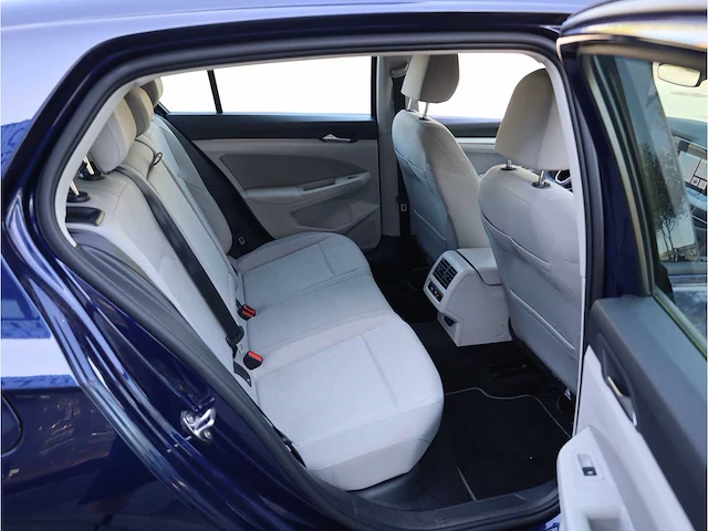 Volkswagen golf 1.5 etsi life mhev 130pk automaat 2022 - afbeelding 25 van  34